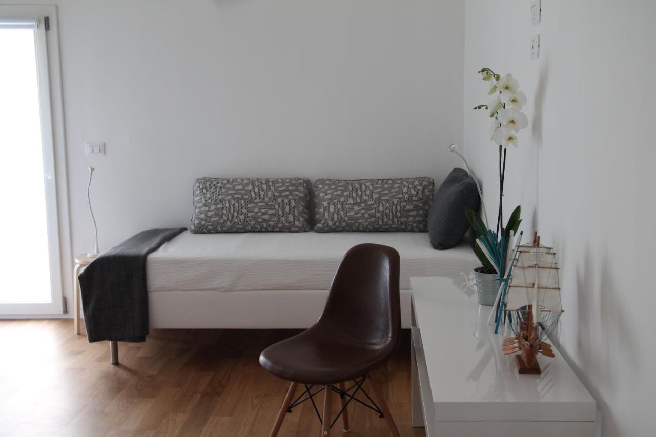 Meraki B&B Lecce Bagian luar foto