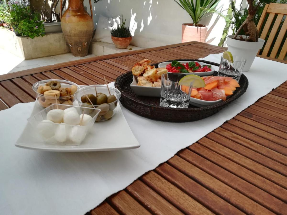 Meraki B&B Lecce Bagian luar foto