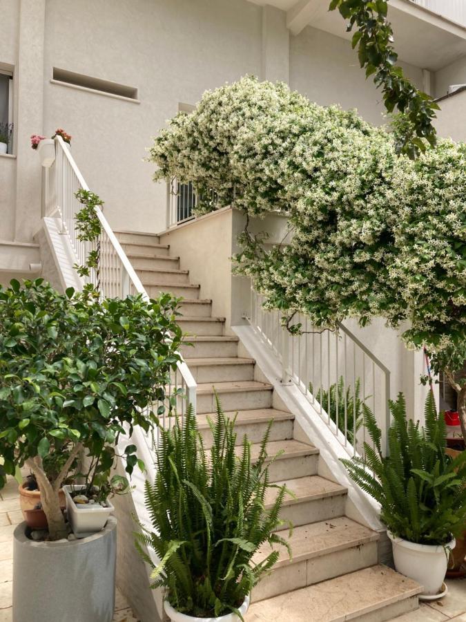 Meraki B&B Lecce Bagian luar foto