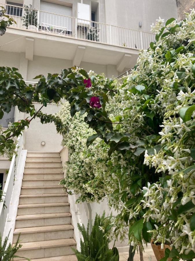 Meraki B&B Lecce Bagian luar foto